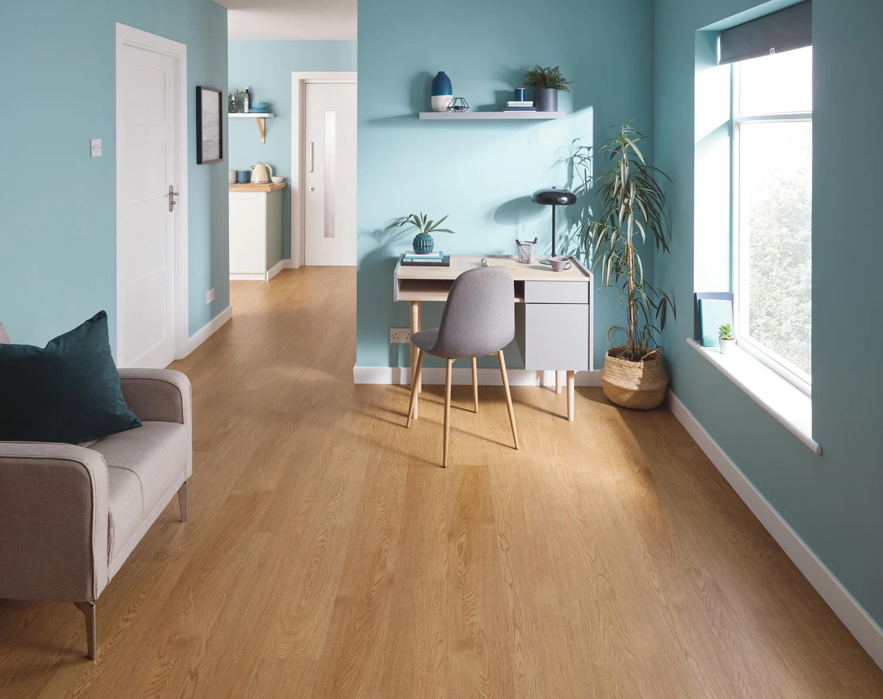 Karndean Torcello Palio Rigid PVC Flooring 1211 X 170 X 4.5mm (2.468m2 Pack) 4 Karndean Torcello Palio Rigid PVC Flooring 1211 X 170 X 4.5mm (2.468m2 Pack) - Image 2