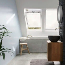 Velux White Painted Integra -House Flex Shop t.tlx dmdOw2J.edOO4R4QId.dM9Idh. 19930.1680679427